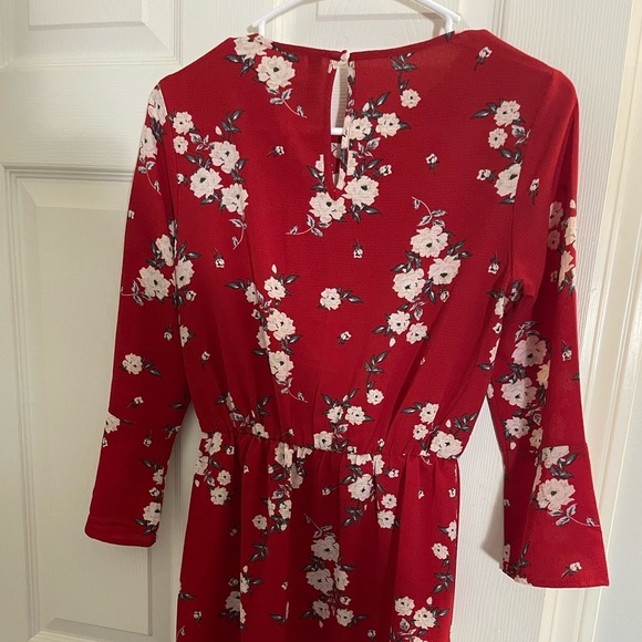 H&M Divided size 2 dress red floral with with elastic waist - Picture 2 of 8